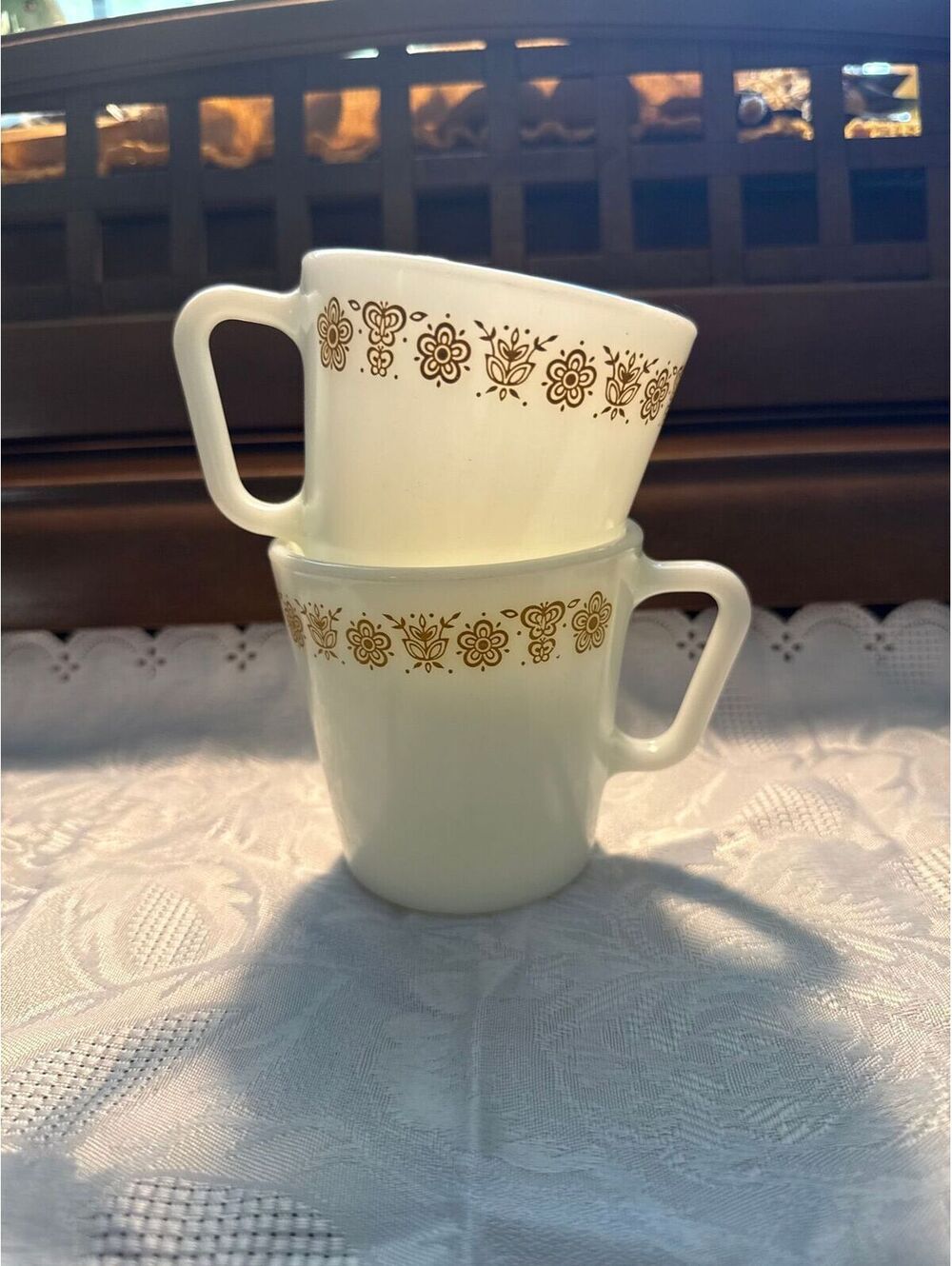 Set of 2! Vintage Pyrex• Milk Glass